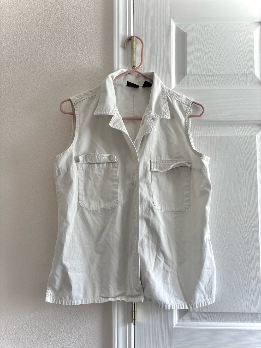 Vintage Hunt Club White Sleeveless Button-Up Shirt M